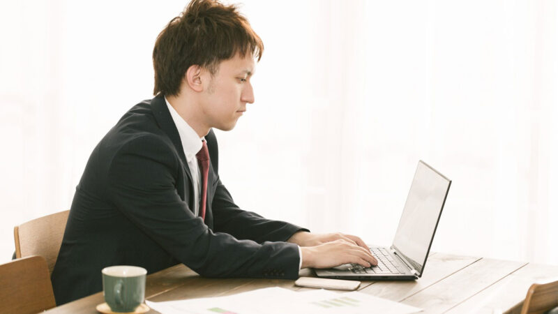 ホームページリニューアルの目的と現状はこれでまとめる-シート付き